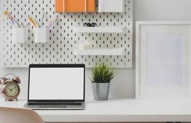 Solution for clean look working space